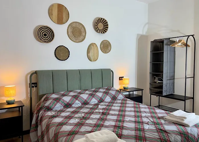 Apartment Boulevard *