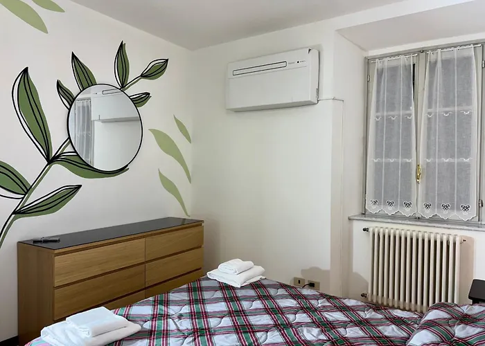 Apartment Boulevard *